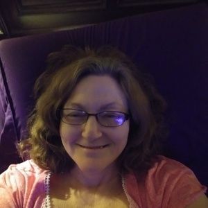 Meet your Posher, Cynthia